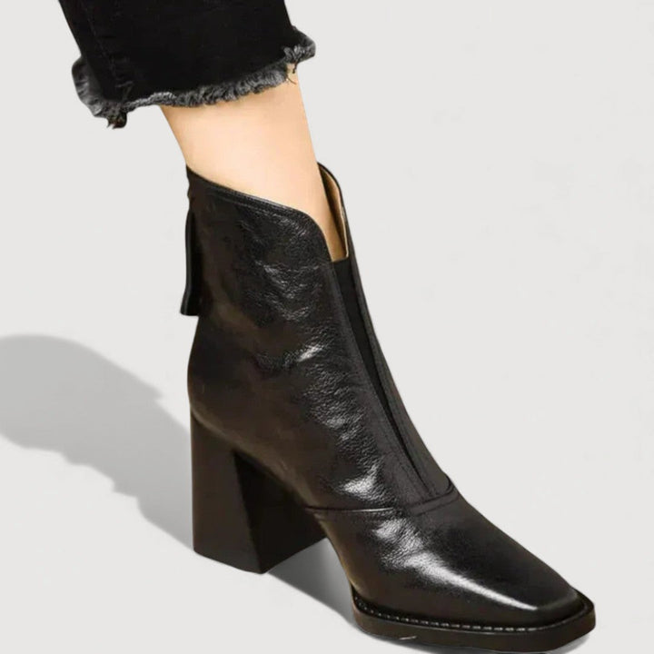 LARAINE – ELEGANT ANKLE BOOTS