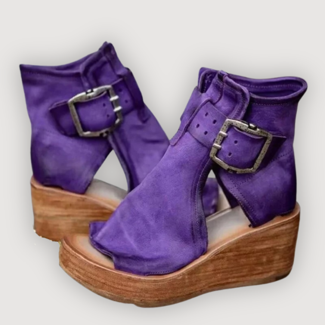MARLOWE – WEDGE SANDALS