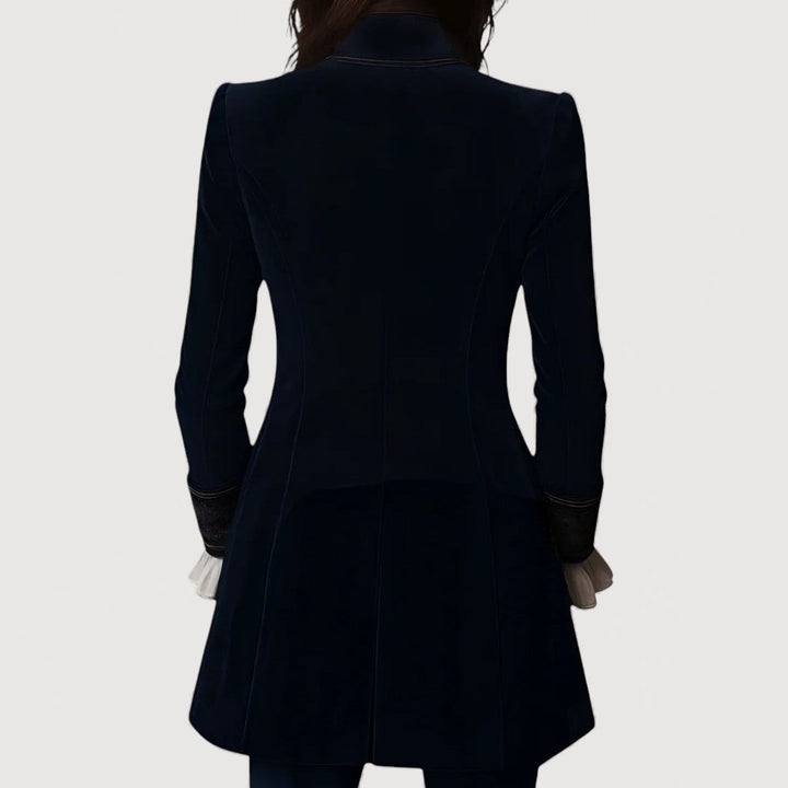 LYDIA – CHIC VELVET JACKET